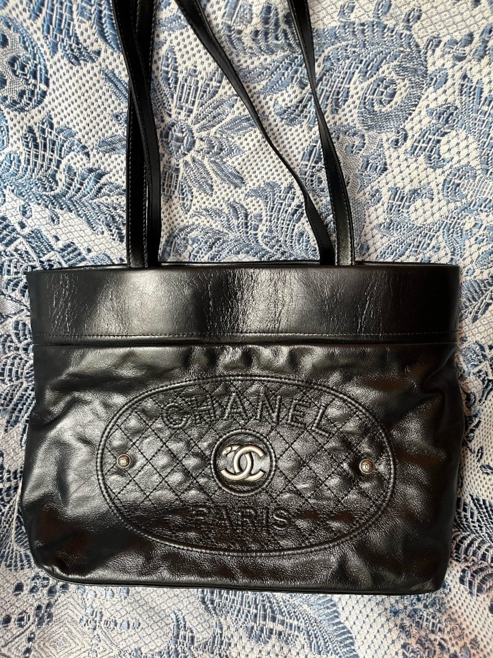 CHANEL PARIS HAND BAG